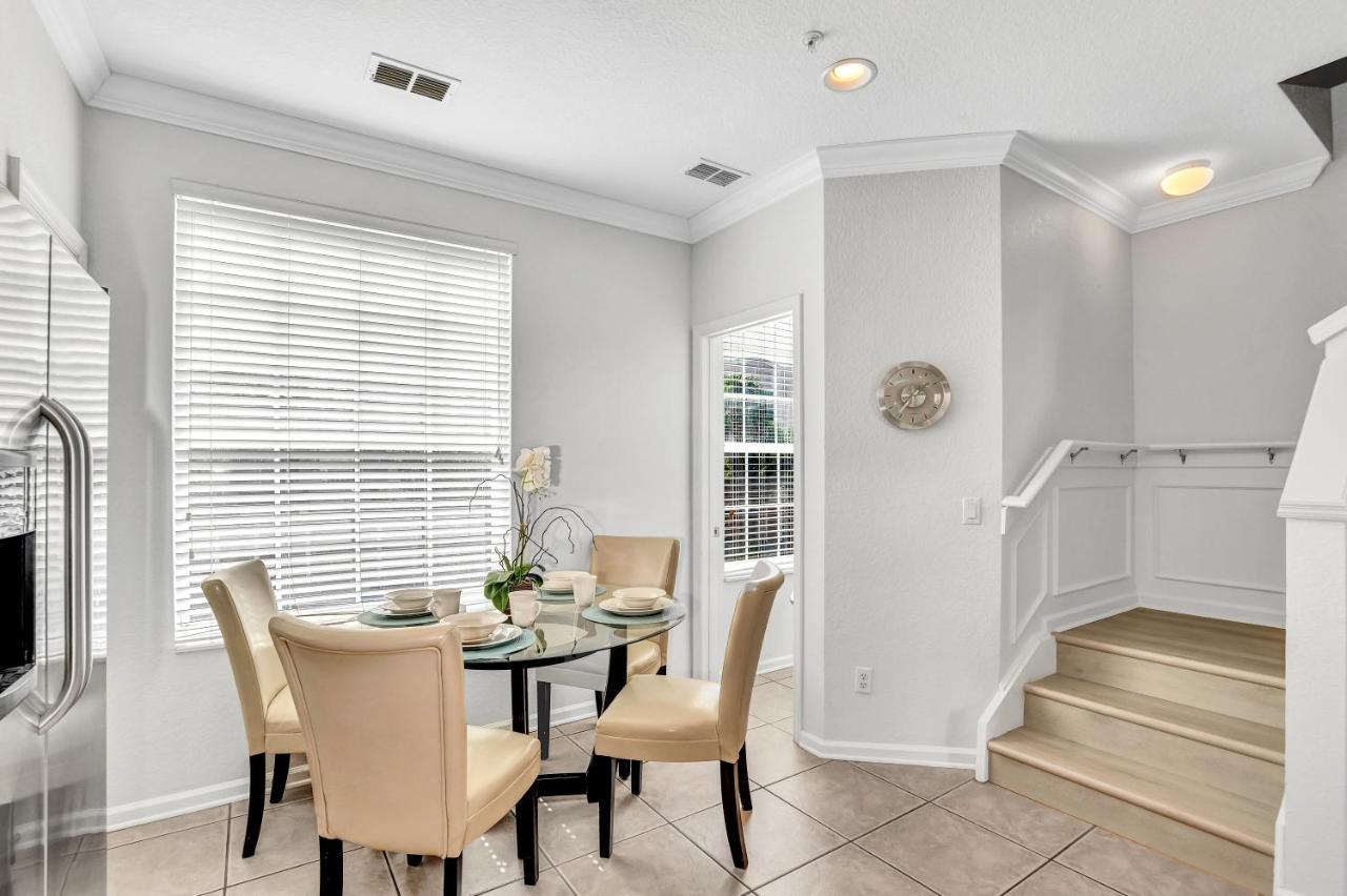Newly Renovated Townhome, Near Universal & I-Drive Orlando Exterior photo